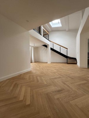 Beeindruckende Galeriewohnung mit Dachterrasse