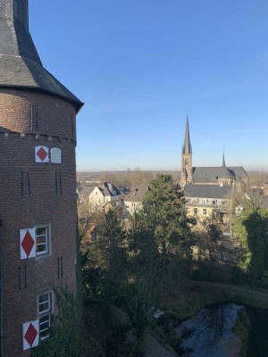 Zauberhafte 115qm Wohnung im exklusiven Schloss Bedburg