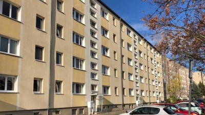 Für die kleine Familie! 3-Zimmer-Wohnung im Erdgeschoss mit Balkon