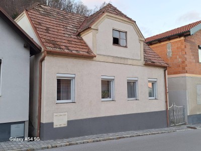 Charmantes Einfamilienhaus in idyllischer Waldlage 93m²