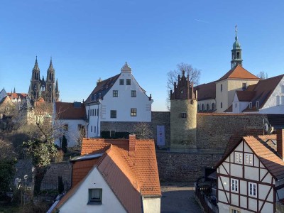 Möblierte 5-Zimmer-Maisonette-Wohnung mit Garten in Meißen am Rand der Altstadt