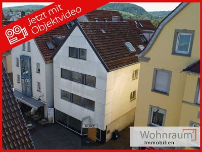 Kapitalanleger Aufgepasst!!!: Wohn- und Geschäftshaus zur Sanierung in Toplage von Winnenden