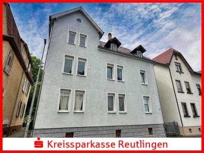 Mehrfamilienhaus mit drei Wohnungen in begehrter Lage