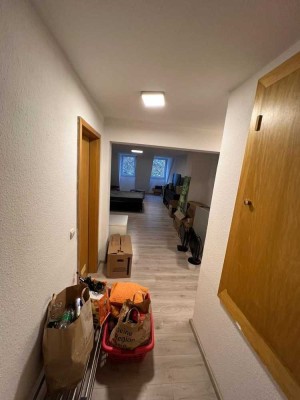 Geschmackvolle DG-Wohnung mit eineinhalb Räumen und EBK in Mannheim