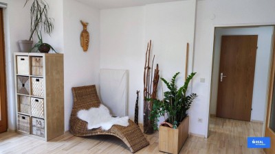 Gemütliche 3-Zimmer-Wohnung mit Balkon und Carport