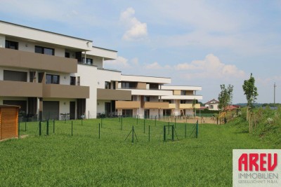 Moderne 2-Zimmer-Wohnung mit Loggia und Bergblick in Redlham – jetzt mieten!