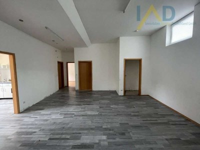 Reihenbungalow mit Renovierungspotential mit 3 Zimmern im beliebten Viertel Hennenbach zu verkaufen