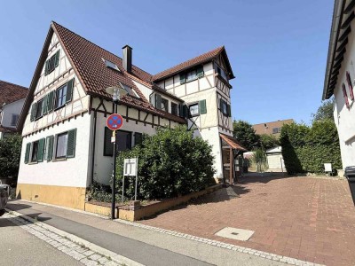Großzügiges Zwei- bis Dreifamilienhaus - Top vermietet!