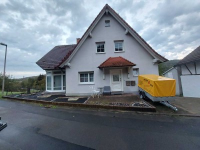 Geräumiges, günstiges und saniertes 8-Zimmer-Einfamilienhaus in Waldaschaff