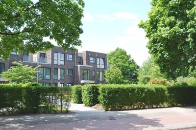 Lichtdurchflutete 4-Zimmer-Wohnung in Traumlage in Norderstedt F'gabe