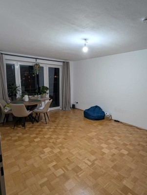 Untermiete einer 2-Zimmer-Wohnung in Karlsfeld bei München/ Subletting a 2 room apartment in Karlsfe