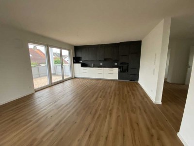 Erstbezug mit Balkon und Einbauküche: Schöne 3-Zimmer-Etagenwohnung mit geh. Innenausstattung (4/4)