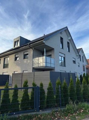 Exklusive 3-Zimmer Dachgeschosswohnung mit Balkon in Gütersloh