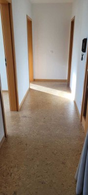 Helle 3-Zimmer-Wohnung mit Balkon im 1. OG in Mühlacker, ohne Makler