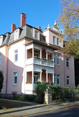 Top Lage! Gründerzeithaus mit Altbaucharme, 6 WE, vermietet.