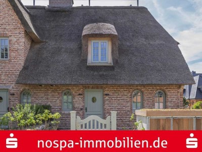 Neubau - als Ferienwohnung genehmigt - Doppelhaushälfte unter Reet im Süden von Westerland