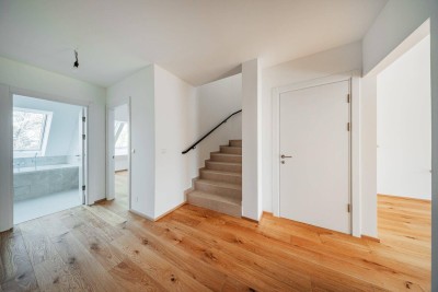 LICHTDURCHFLUTETER WOHNKOMFORT - 4-ZIMMER-WOHNUNG MIT TERRASSE