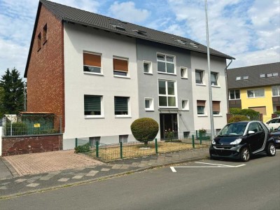 Attraktive 3 Raum DG Wohnung in zentraler Lage in Hilden!