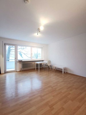 Schönes Einzimmerappartement mit Balkon in München/ Hadern