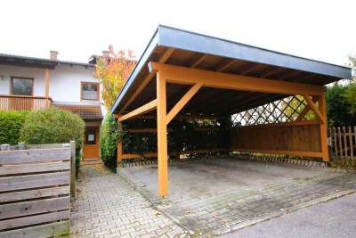 Attraktive 2-Zi.-Whg. + Balkon mit traumhafter Aussicht + Carport-Stellplatz