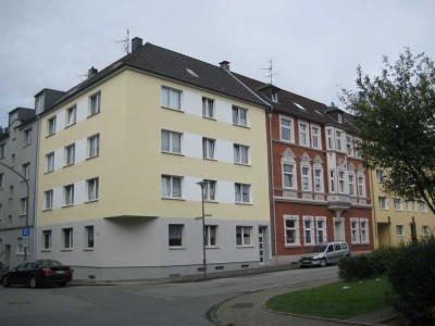 2,5 Raum Wohnung, nähe Musiktheater mit Einbauküche