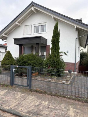 Attraktive Mietwohnung nahe SAP, Autobahn und Freizeitangeboten in Walldorf, 4 Zimmer