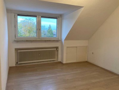 Dortmund Asseln, modernisiertes Wohnhaus : 2,5 Zimmer 48m² DG Wohnung ! mod. Duschbad !