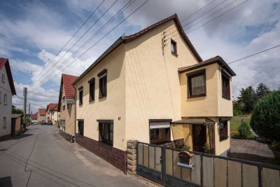 Einfamilienhaus mit Garten in ruhiger Lage