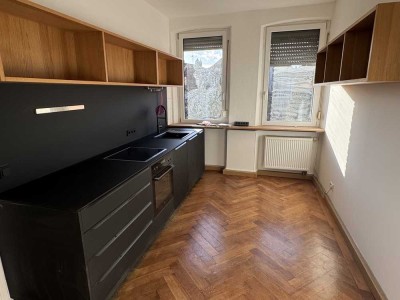 Geräumige 5-Zimmer Wohnung/ Garten/ Terasse in Nürnberg-St. Johannis