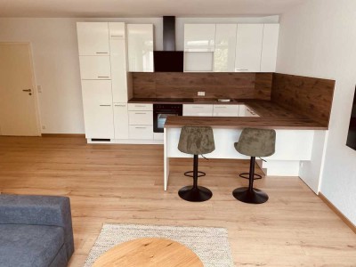 1-Zimmer Wohnung vollmöbliert  + Stellplatz und sehr guter Anbindung