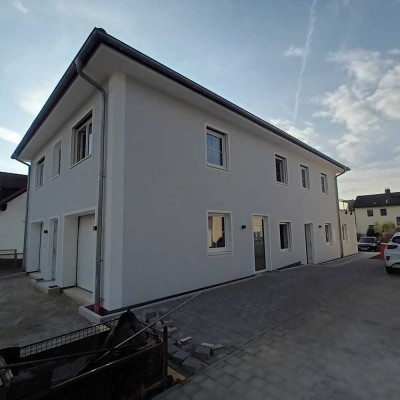 Exklusive 4-Zimmer-Wohnung mit Terrasse in Euernbach