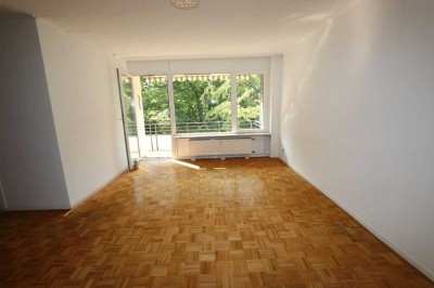 + Kaarst + 4-Zimmerwohnung + Balkon + Einbauküche + 1. OG + ca. 104 m² +  Gäste WC +