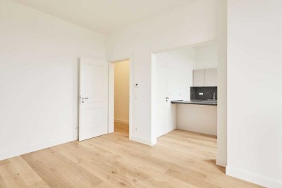 Höchster Wohnkomfort - Kernsanierte 4-Zimmerwohnung mit Einbauküche in Hannover Linden