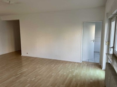 Erstbezug nach Sanierung mit Balkon: schöne 3-Zimmer-Wohnung in Leimen