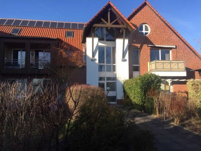 Naturnah: Wohnen auf zwei Ebenen mit Balkon