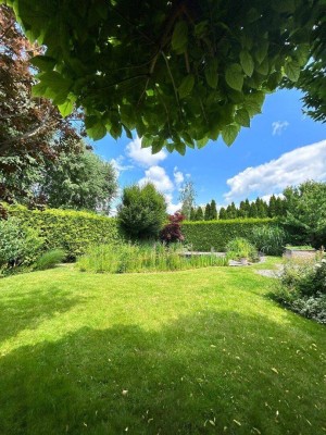 -=FONTANA=- Traumhaus mit Luxusausstattung und idyllischem Garten (Sprachen: DE, UA, EN, RUS)