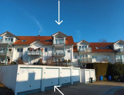 Gemütliche 4-Zi. DG-Wohnung in gepflegten 14 Fam.-Haus mit Garage