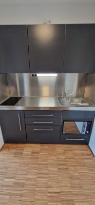 1-Zimmer Wohnung , neu renoviert , balkon unde Ebk in Tübingen
