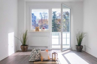 Sofort verfügbare 2-Raum-Wohnung mit Einbauküche