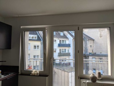 Eine sonnige Wohnung im belgischen  Viertel möbliert.Ab 1.11.2025 bis 1.9.2026