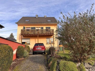 gepflegtes Einfamilienhaus mit Garten und Garage in Top-Lage von Feldkirchen