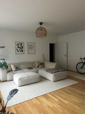 Großzügige 3-Zimmer Wohnung mit Balkon in der Mainzer Neustadt