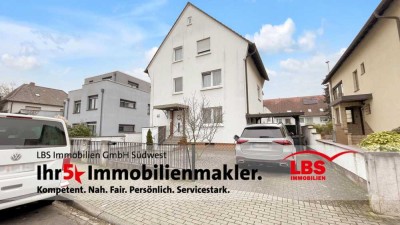 Charmantes Dreifamilienhaus  – Perfektes Zuhause für Eigennutzer mit attraktiven Mieteinnahmen!