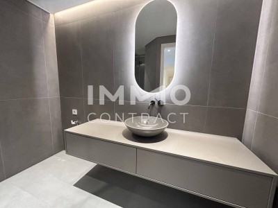 Exklusive Stadtwohnung mit Annehmlichkeiten wie Pool, Sauna und Fitness!