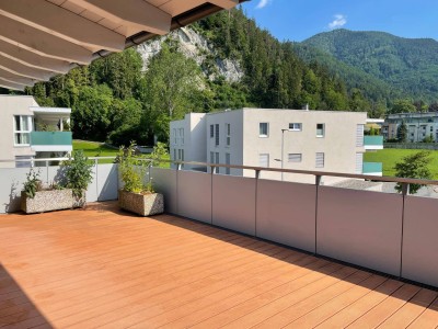 Ruhig und zentral gelegene sonnige Penthouse -Wohnung mit großer Terrasse in Bestlage