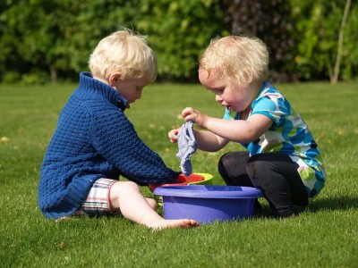 Helle, familienfreundliche 4,5 Zi-Wg., neu modernisiert, mit eigenem Garten