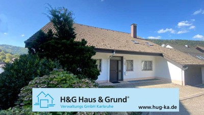Großzügiges EFH mit Einliegerwohnung + Doppelgarage in herrlicher Aussichtslage von Bad