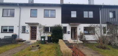 Familienidyll in bester Lage (Isarnähe) - Reihenmittelhaus (1 von 2) mit Garage und Stellplatz