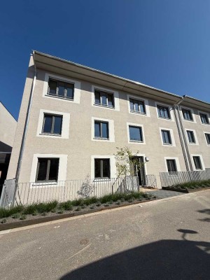 (BF2/W2) Exklusives Wohnen in einer attraktiven 2,5 Zimmer Wohnung in Pfinztal-Söllingen