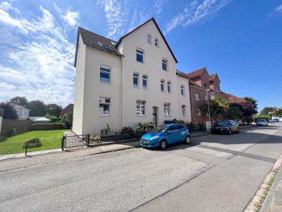 Altbaucharme trifft moderne Sanierung 3-Zimmer-Wohnung mit gehobener Innenausstattung in Seelze